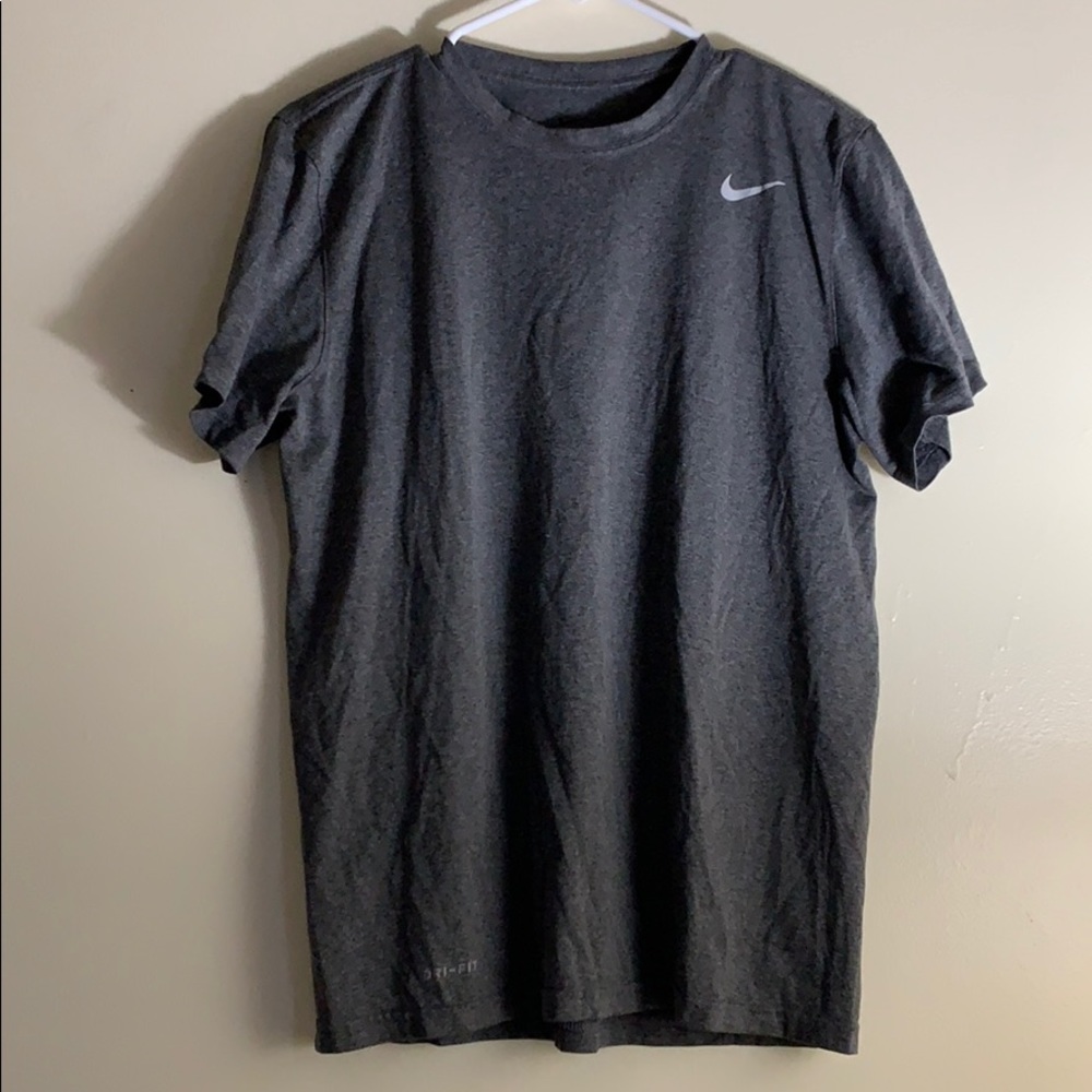 Nike Gray Dri-Fit Workout Shirt Men’s M